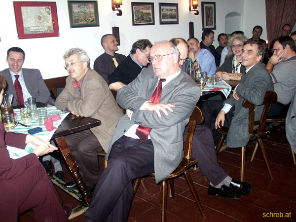 2002 11 072